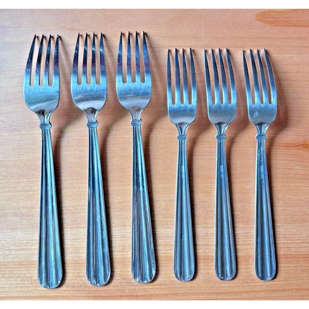 Oneida Unity Flatware 6 Forks 3- Dinner & 3 Salad Stainless USA - Picture 2 of 4